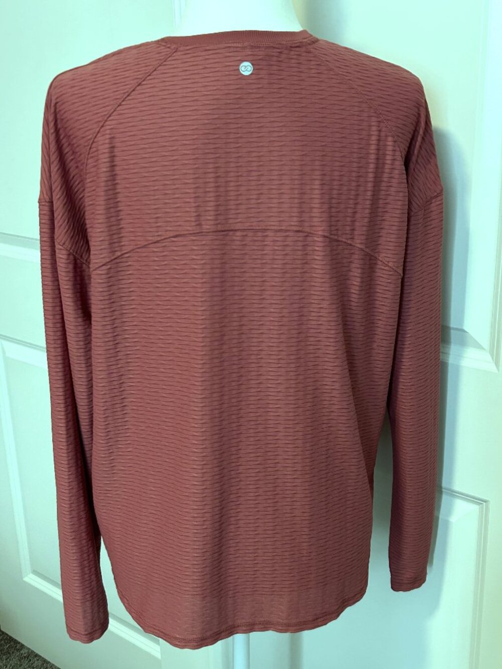 Calia by Carrie Underwood long sleeve top, size large - Picture 2 of 6
